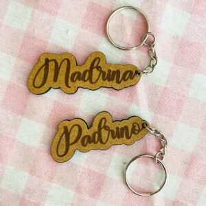 Llaveros de madera personalizados para bodas